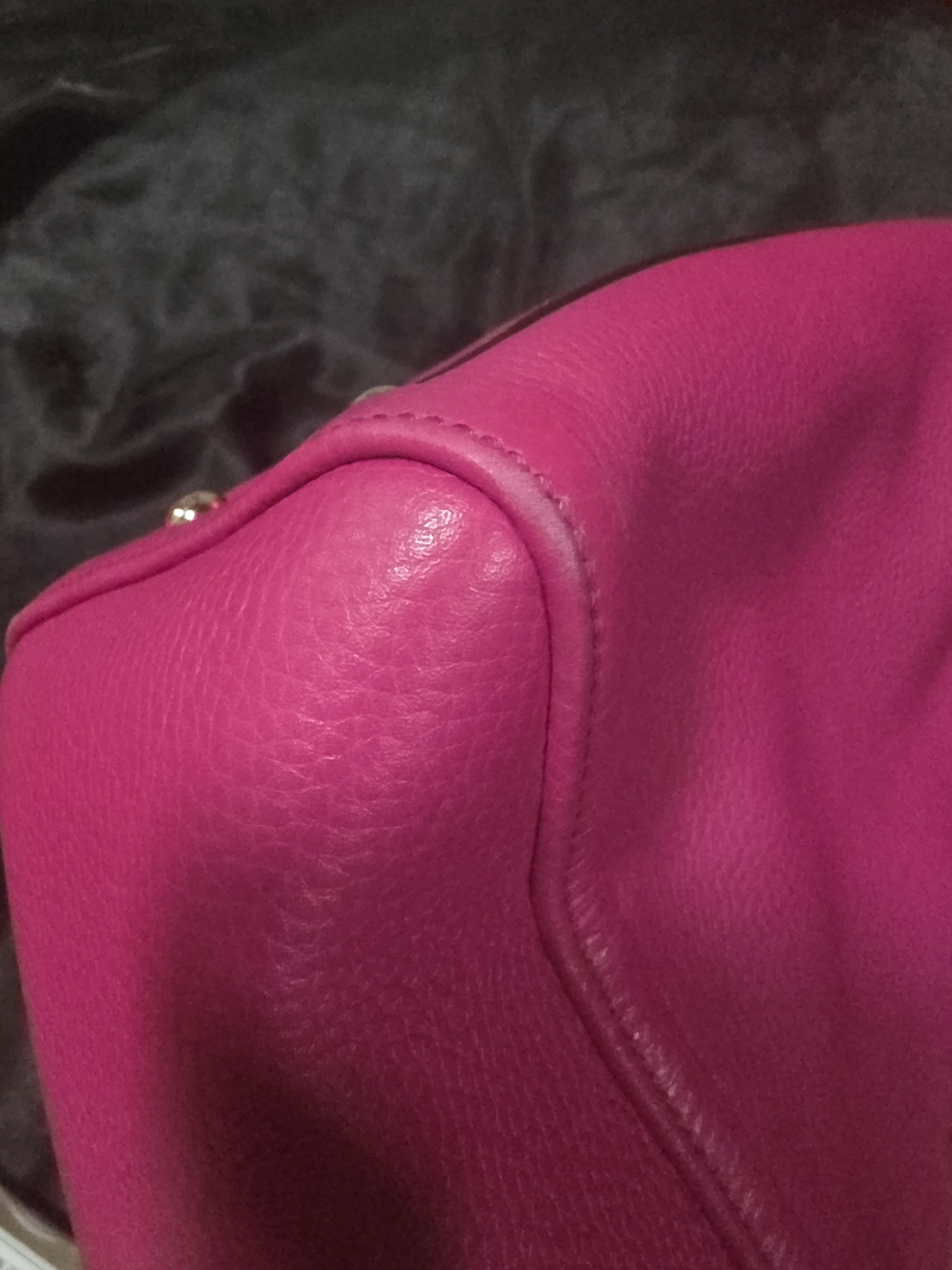 Gucci Pink Soho Pebbled Leather Tote with Tassel - Picture 12 of 16